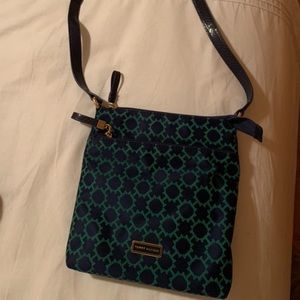Tommy Hilfiger satchel!